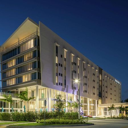 Doubletree By Hilton Miami Doral Ξενοδοχείο Sweetwater Εξωτερικό φωτογραφία