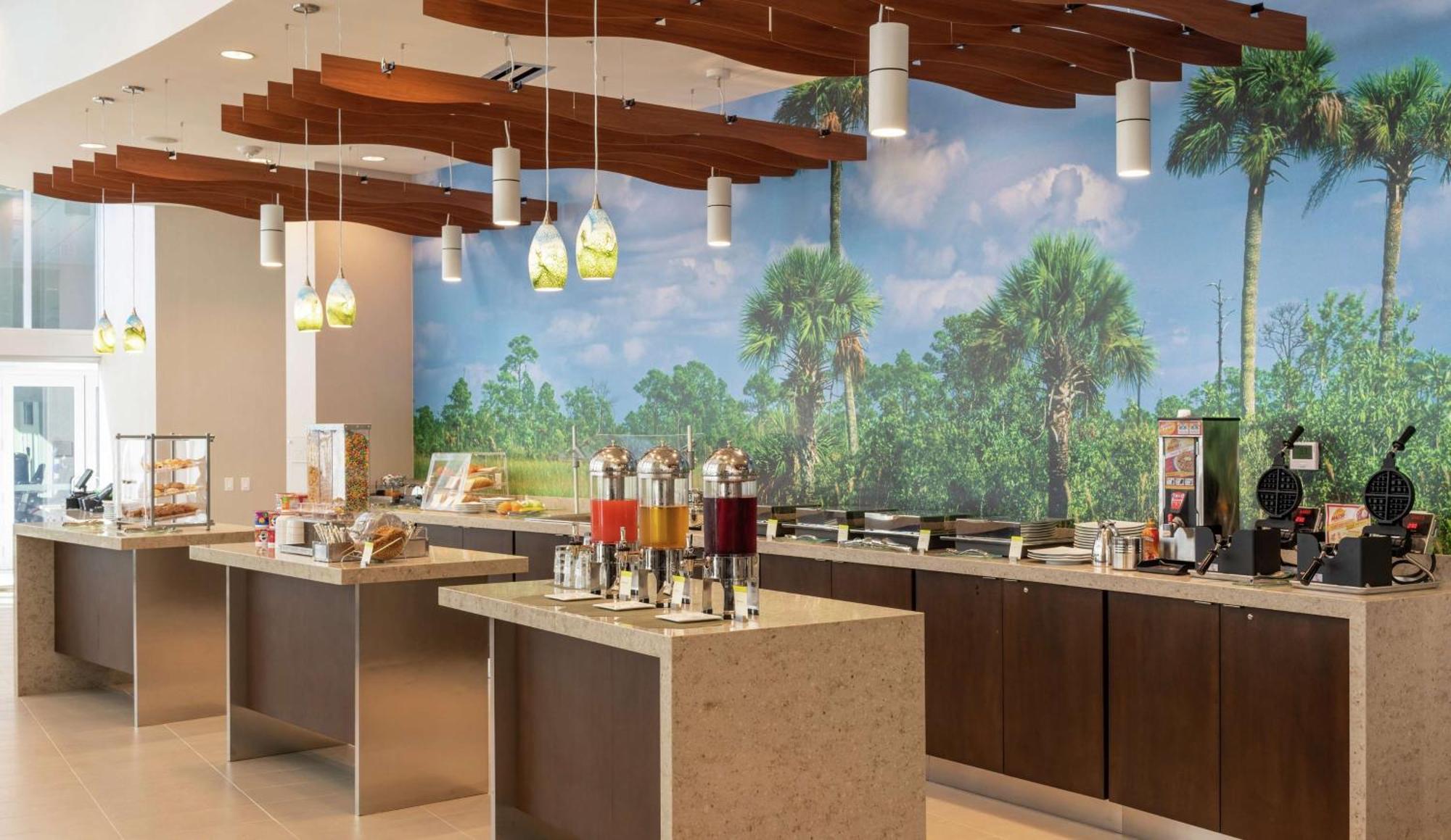 Doubletree By Hilton Miami Doral Ξενοδοχείο Sweetwater Εξωτερικό φωτογραφία