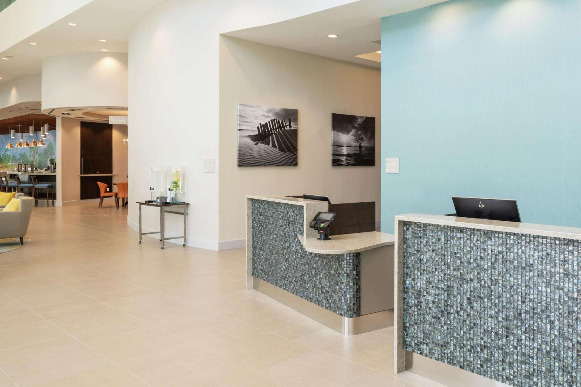 Doubletree By Hilton Miami Doral Ξενοδοχείο Sweetwater Εξωτερικό φωτογραφία