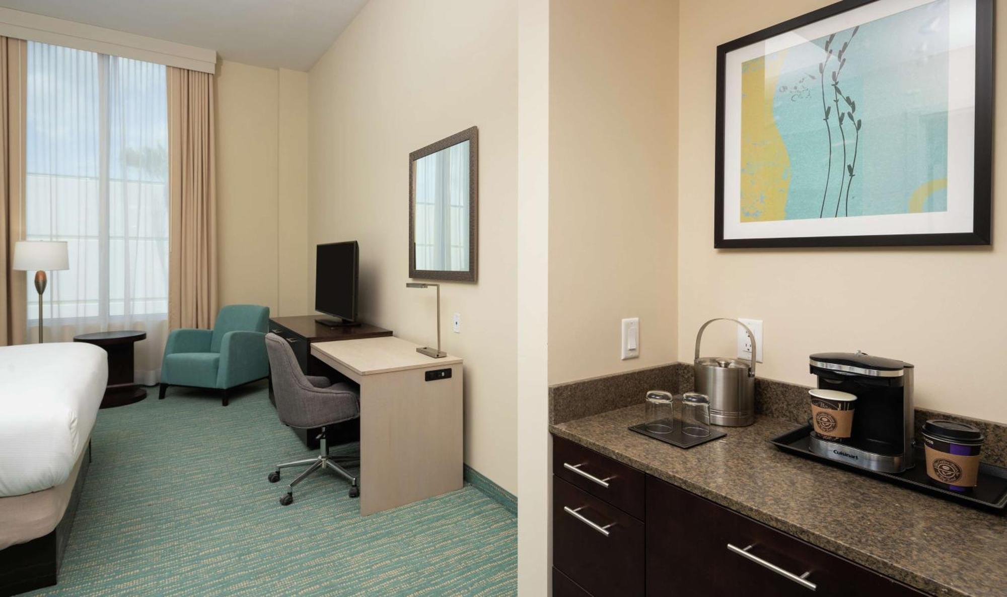 Doubletree By Hilton Miami Doral Ξενοδοχείο Sweetwater Εξωτερικό φωτογραφία