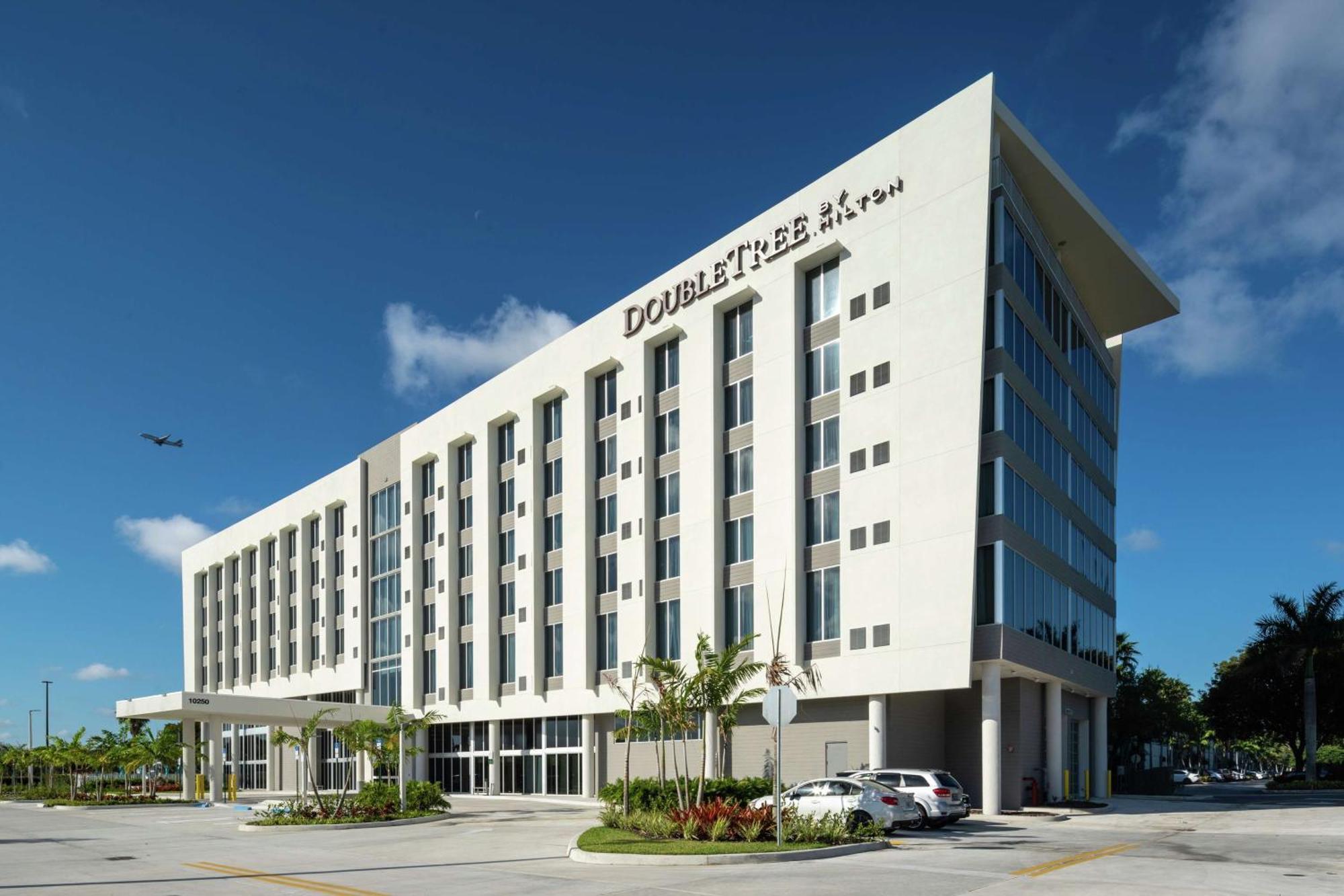 Doubletree By Hilton Miami Doral Ξενοδοχείο Sweetwater Εξωτερικό φωτογραφία