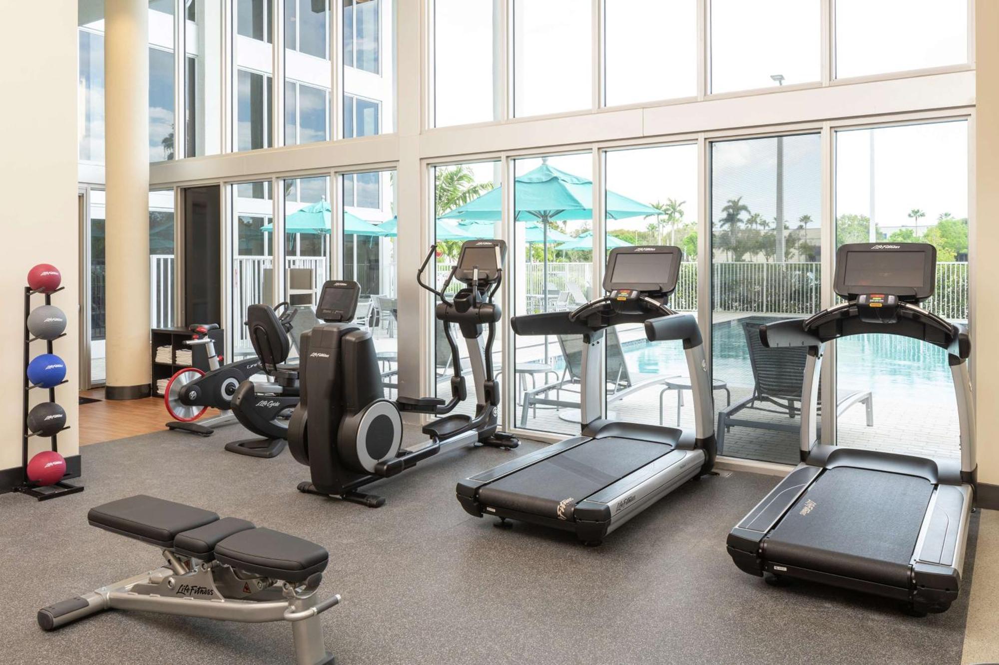 Doubletree By Hilton Miami Doral Ξενοδοχείο Sweetwater Εξωτερικό φωτογραφία