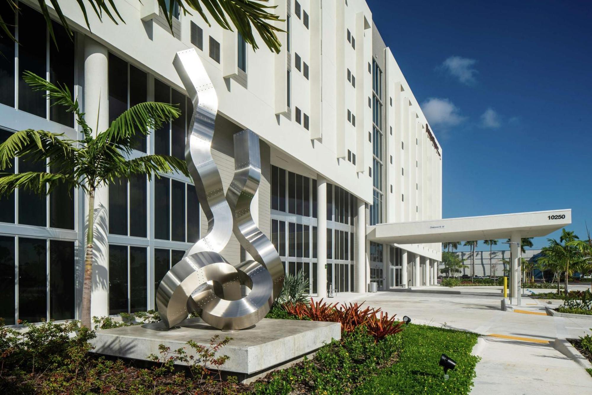 Doubletree By Hilton Miami Doral Ξενοδοχείο Sweetwater Εξωτερικό φωτογραφία