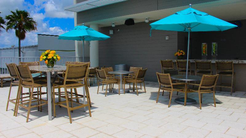 Doubletree By Hilton Miami Doral Ξενοδοχείο Sweetwater Εξωτερικό φωτογραφία